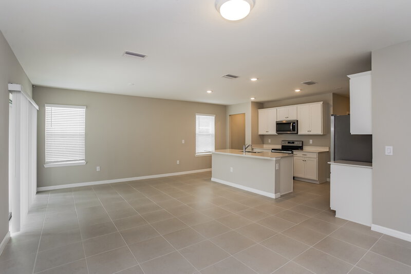 1,995/Mo, 2286 Shasta Street Lakeland, FL 33805 Living Room View