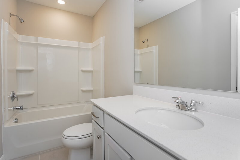 1,995/Mo, 2286 Shasta Street Lakeland, FL 33805 Bathroom View