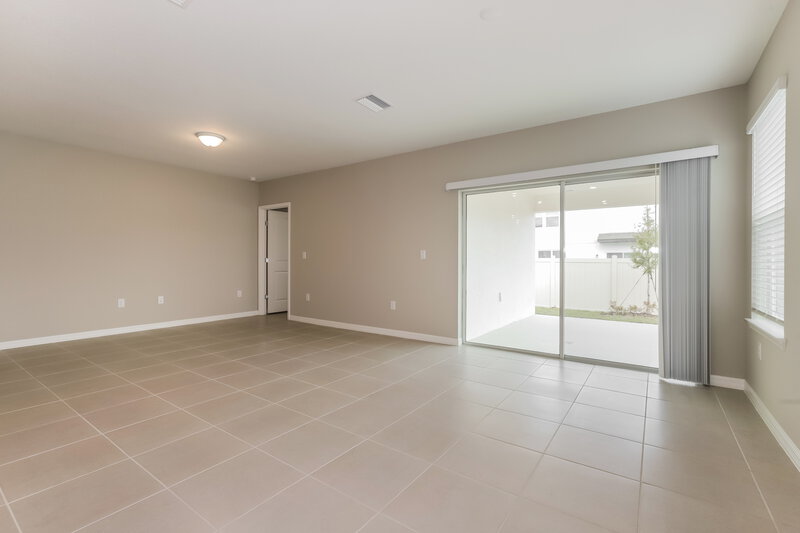 2,040/Mo, 2278 Shasta Street Lakeland, FL 33805 Living Room View 2