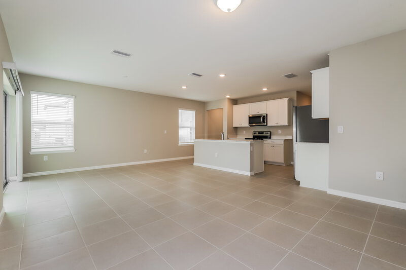 2,040/Mo, 2278 Shasta Street Lakeland, FL 33805 Living Room View 3