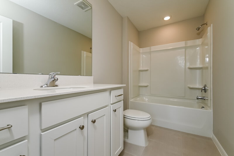 2,490/Mo, 2274 Shasta Street Lakeland, FL 33805 Bathroom View 2