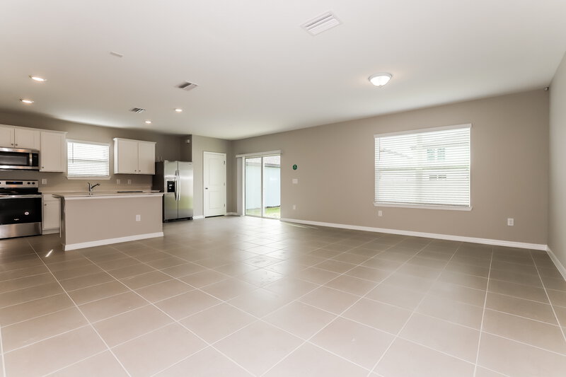 2,075/Mo, 2266 Shasta Street Lakeland, FL 33805 Living Room View 2