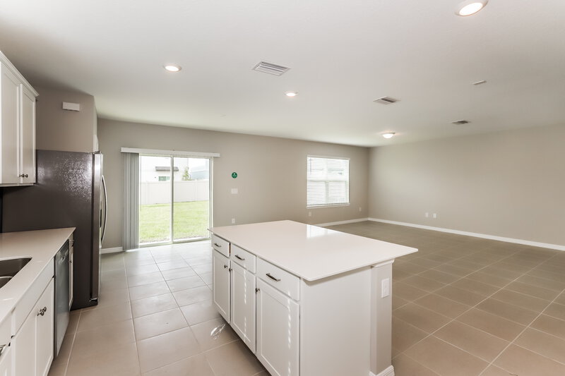 2,075/Mo, 2266 Shasta Street Lakeland, FL 33805 Kitchen View 3
