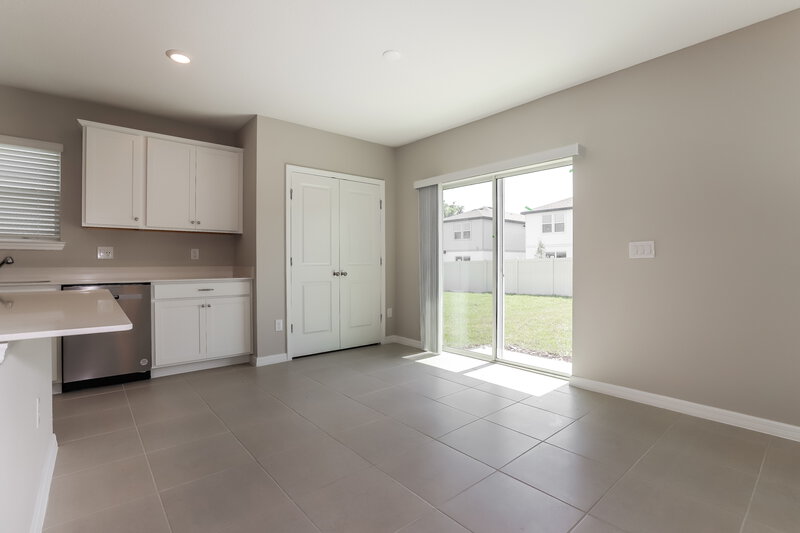 2,330/Mo, 2270 Shasta Street Lakeland, FL 33805 Living Room View 2