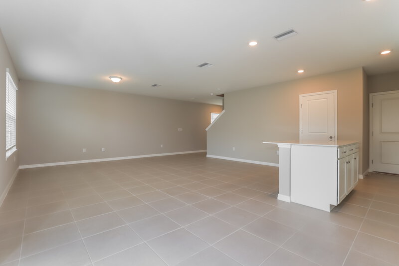 2,050/Mo, 2153 Tehama Court Lakeland, FL 33805 Living Room View