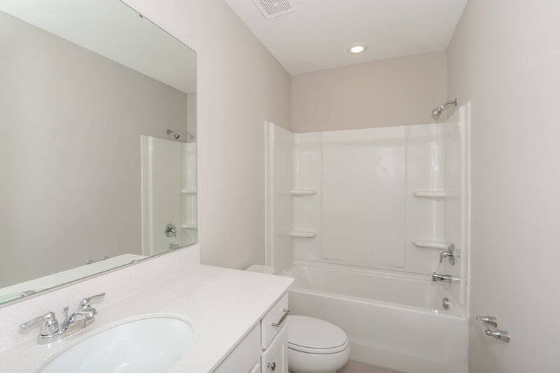2,045/Mo, 2246 Shasta Street Lakeland, FL 33805 Bathroom View