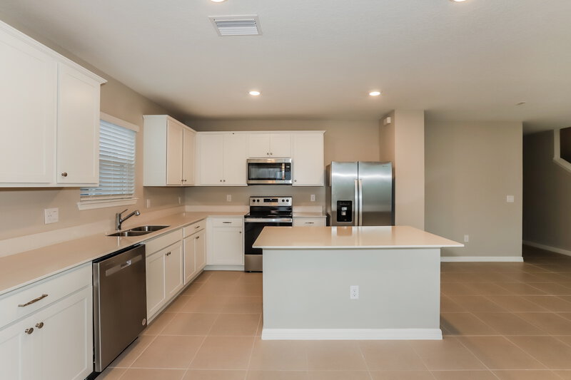 2,380/Mo, 2254 Shasta Street Lakeland, FL 33805 Kitchen View
