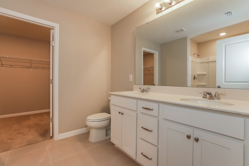 2,380/Mo, 2254 Shasta Street Lakeland, FL 33805 Main Bathroom View