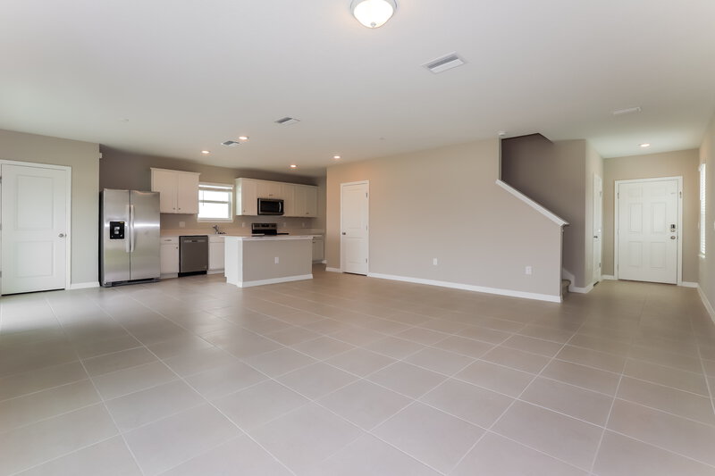 2,095/Mo, 2137 Tehama Court Lakeland, FL 33805 Living Room View 2