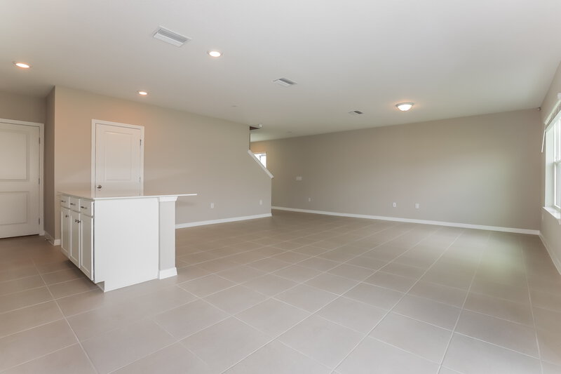2,095/Mo, 2137 Tehama Court Lakeland, FL 33805 Living Room View 3