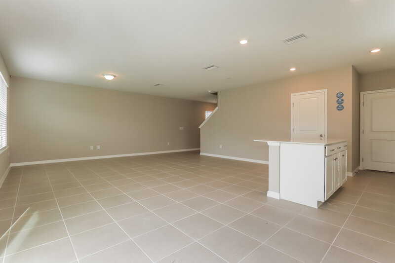 2,095/Mo, 2129 Tehama Court Lakeland, FL 33805 Living Room View
