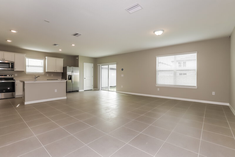 2,095/Mo, 2129 Tehama Court Lakeland, FL 33805 Living Room View 3