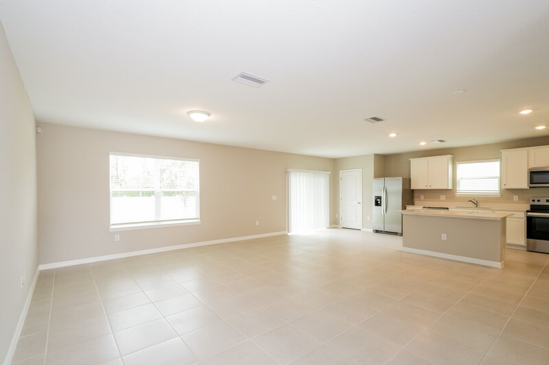 2,075/Mo, 2303 Shasta Street Lakeland, FL 33805 Living Room View 2