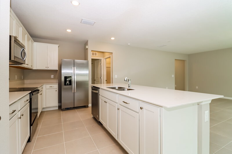 2,455/Mo, 2283 Shasta Street Lakeland, FL 33805 Kitchen View