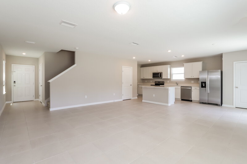 2,075/Mo, 2275 Shasta Street Lakeland, FL 33805 Living Room View 2