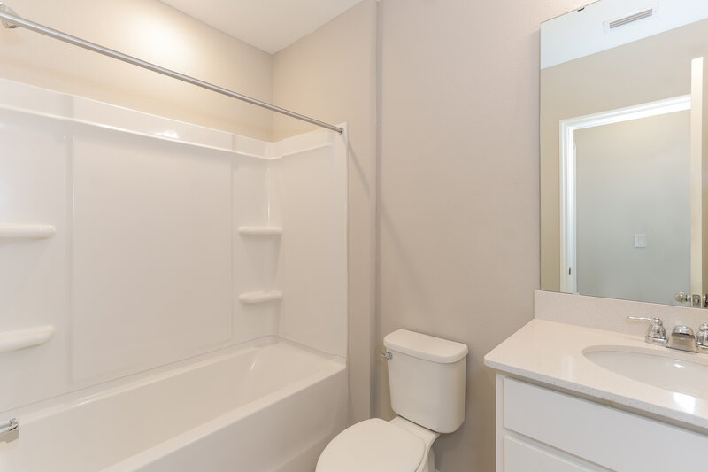 3,930/Mo, 2267 Shasta Street Lakeland, FL 33805 Bathroom View