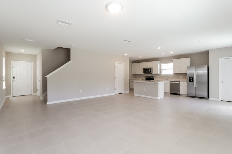 2,075/Mo, 2263 Shasta Street Lakeland, FL 33805 Living Room View 2