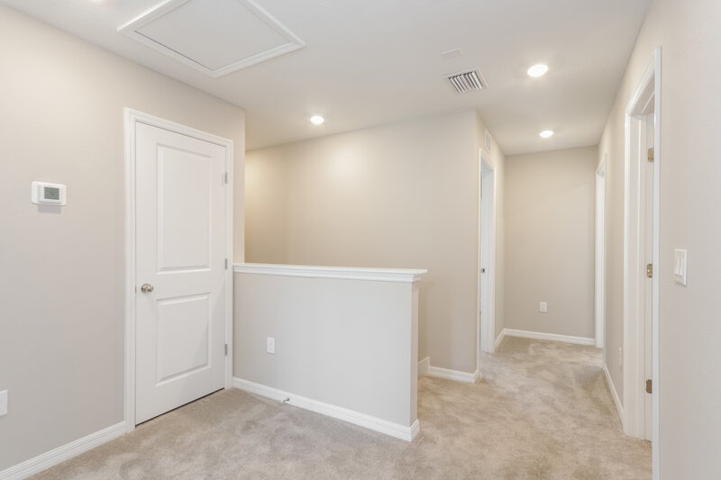 2,075/Mo, 2263 Shasta Street Lakeland, FL 33805 Loft View