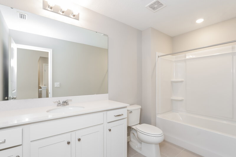 2,075/Mo, 2263 Shasta Street Lakeland, FL 33805 Bathroom View