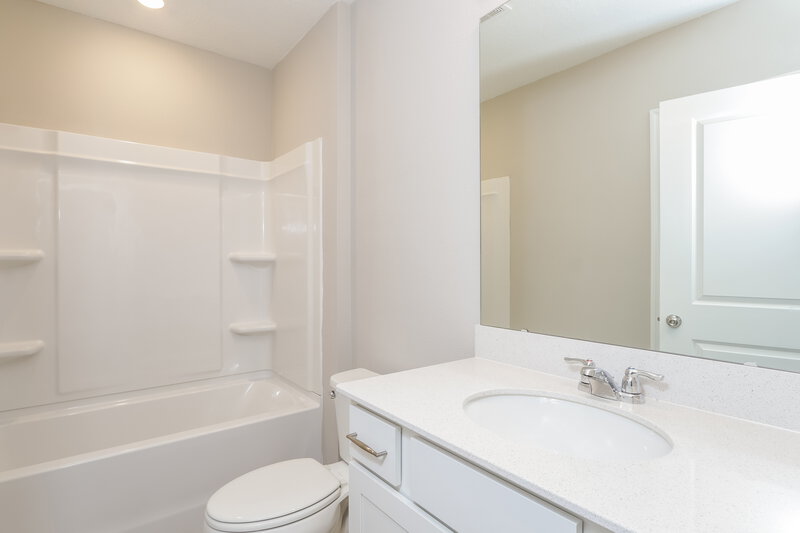 2,295/Mo, 2243 Shasta Street Lakeland, FL 33805 Bathroom View 2