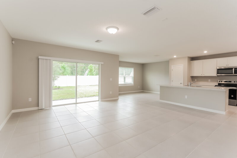 2,455/Mo, 2223 Shasta Street Lakeland, FL 33805 Living Room View 2