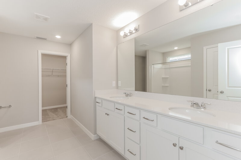 2,455/Mo, 2223 Shasta Street Lakeland, FL 33805 Main Bathroom View