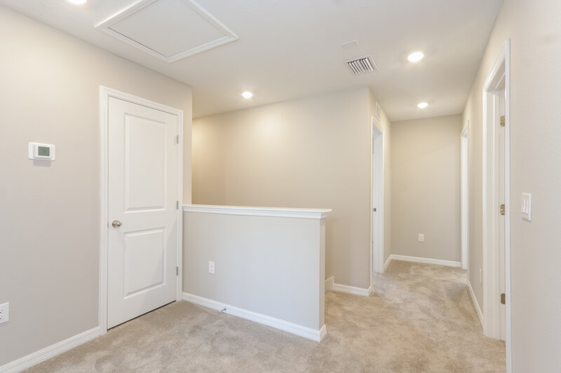 2,075/Mo, 2215 Shasta Street Lakeland, FL 33805 Loft View