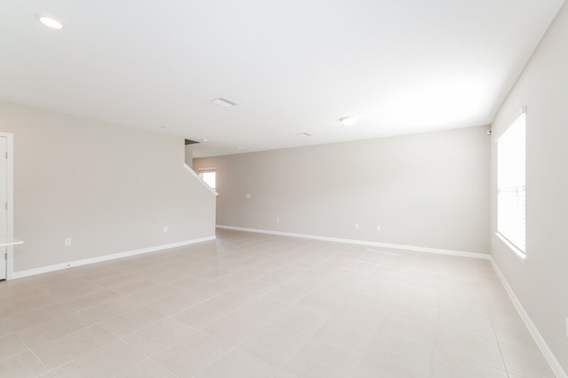 2,075/Mo, 2207 Shasta Street Lakeland, FL 33805 Living Room View 2