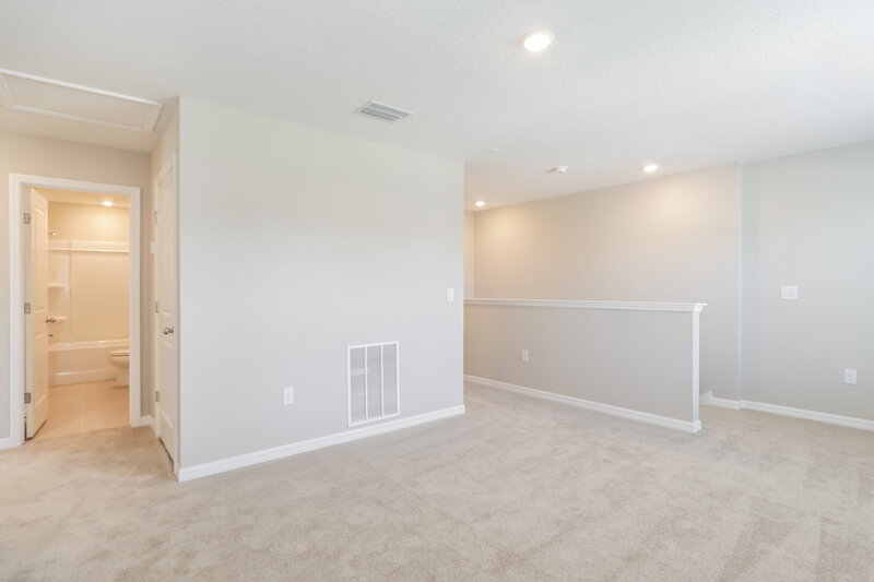 2,405/Mo, 2203 Shasta Street Lakeland, FL 33805 Loft View