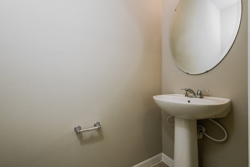 2,050/Mo, 2242 Shasta Street Lakeland, FL 33805 Powder Room View
