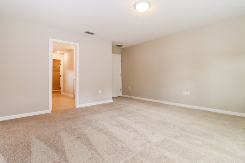 2,455/Mo, 2116 Tehama Court Lakeland, FL 33805 Main Bedroom View 2