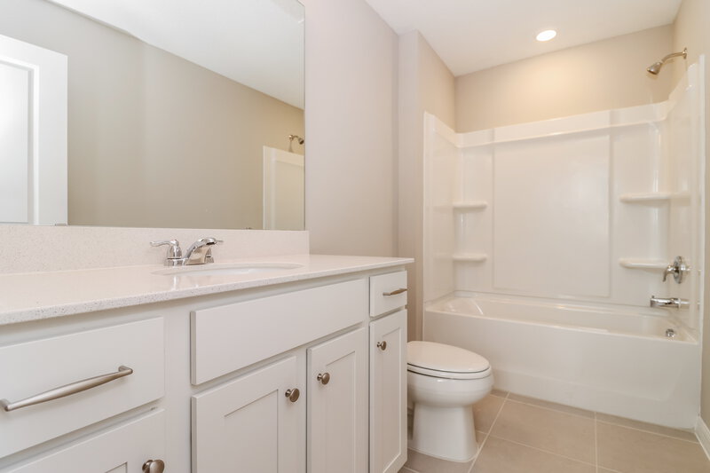 2,455/Mo, 2116 Tehama Court Lakeland, FL 33805 Bathroom View
