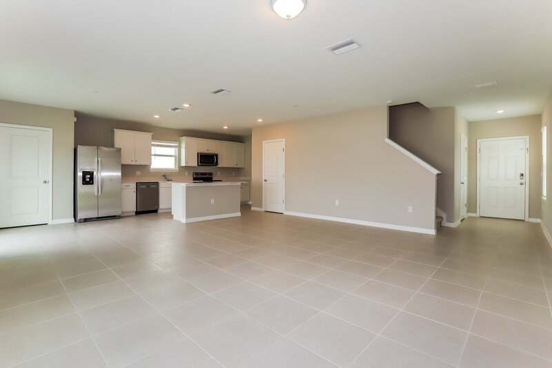 2,075/Mo, 2124 Tehama Court Lakeland, FL 33805 Living Room View