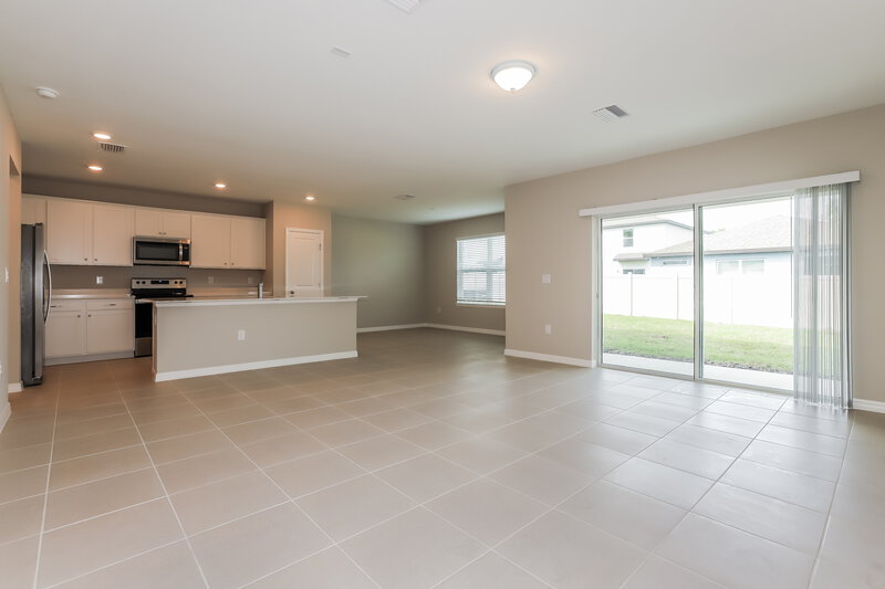2,395/Mo, 2136 Tehama Court Lakeland, FL 33805 Living Room View
