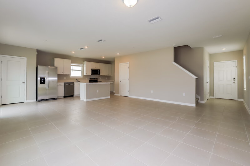 2,075/Mo, 2144 Tehama Court Lakeland, FL 33805 Living Room View 2