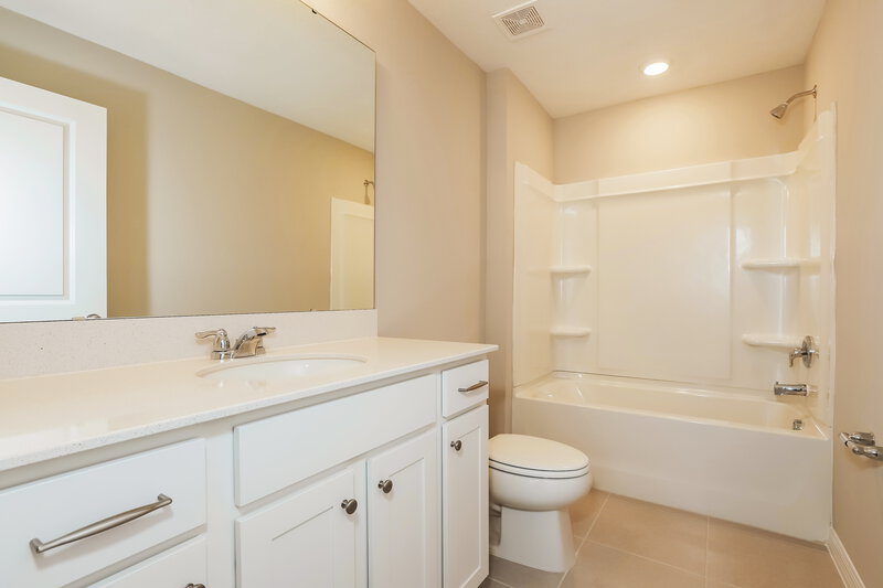 2,455/Mo, 2152 Tehama Court Lakeland, FL 33805 Bathroom View