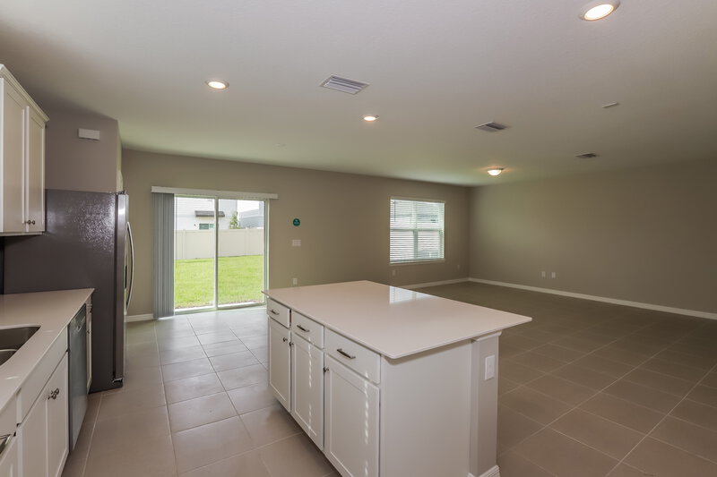 2,075/Mo, 2156 Tehama Court Lakeland, FL 33805 Kitchen View 3