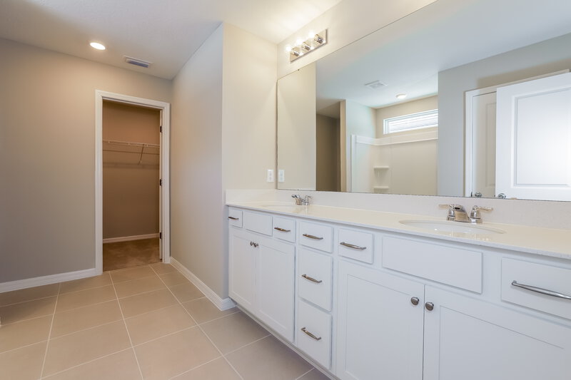 2,455/Mo, 2188 Tehama Court Lakeland, FL 33805 Main Bathroom View