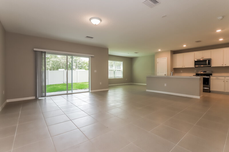 2,490/Mo, 2371 Shasta Street Lakeland, FL 33805 Living Room View