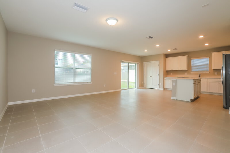 2,405/Mo, 2367 Shasta Street Lakeland, FL 33805 Living Room View