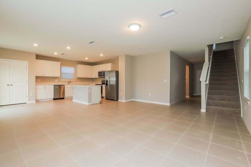 2,405/Mo, 2367 Shasta Street Lakeland, FL 33805 Living Room View 2