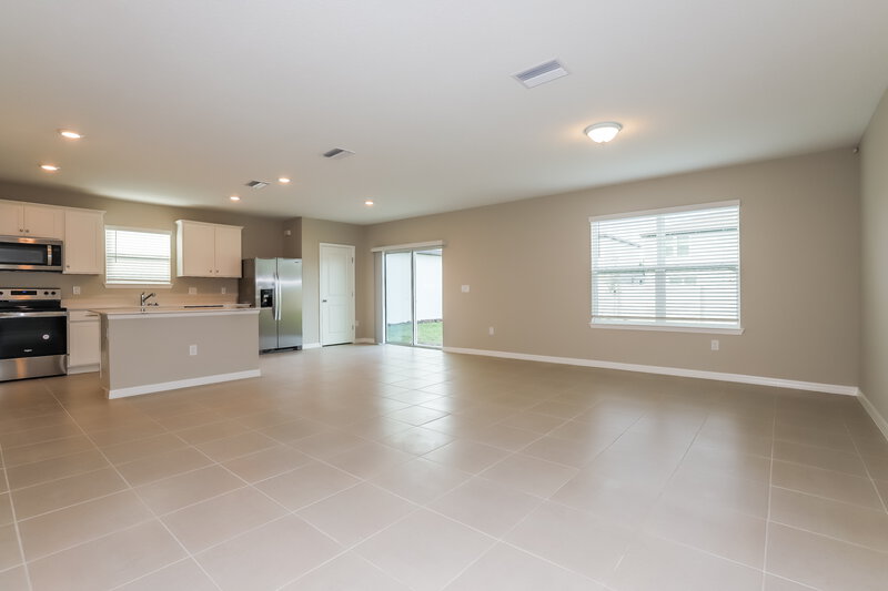 2,075/Mo, 2363 Shasta Street Lakeland, FL 33805 Living Room View 2