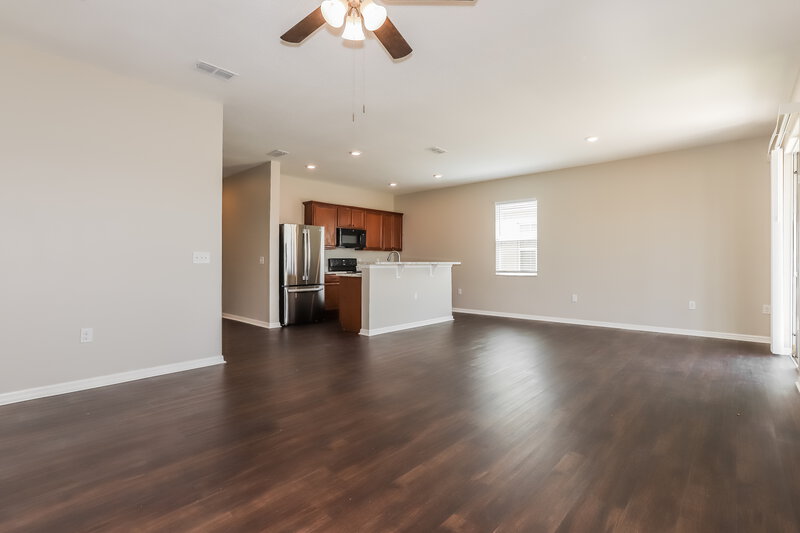 1,995/Mo, 4251 Moon Shadow Loop Mulberry, FL 33860 Living Room View