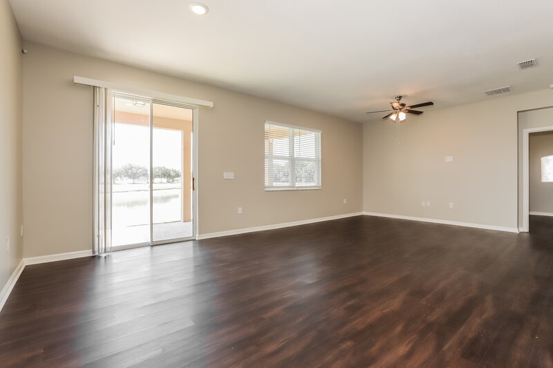 1,995/Mo, 4251 Moon Shadow Loop Mulberry, FL 33860 Dining Room View 3