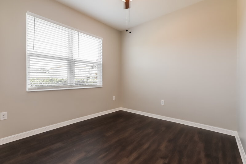 1,995/Mo, 4251 Moon Shadow Loop Mulberry, FL 33860 Bedroom View 2