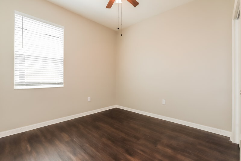 1,995/Mo, 4251 Moon Shadow Loop Mulberry, FL 33860 Bedroom View 3