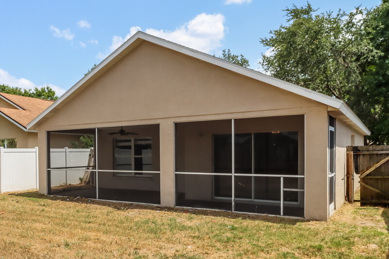 1,925/Mo, 7612 Clovelly Park Pl Apollo Beach, FL 33572 Rear View 2