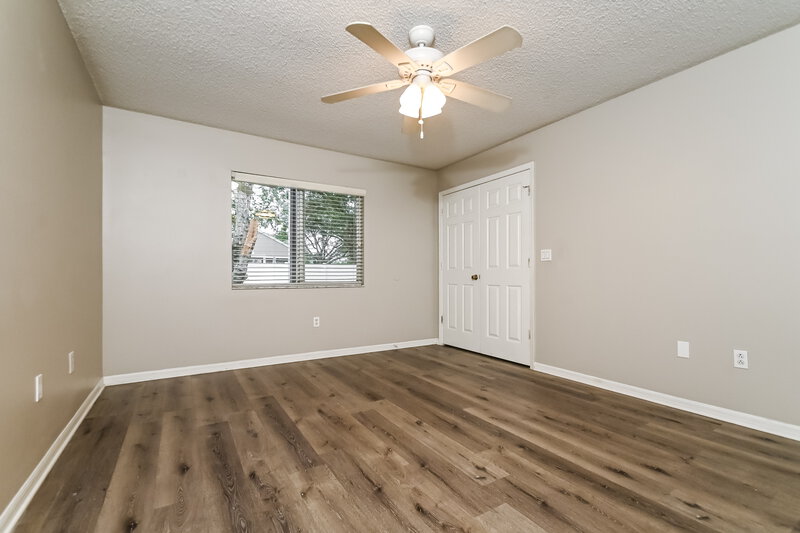 2,320/Mo, 28547 Tall Grass Dr Wesley Chapel, FL 33543 Main Bedroom View 2