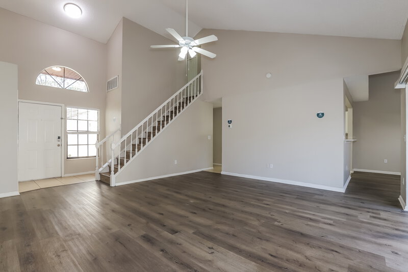 3,400/Mo, 2416 Kenwick Dr Valrico, FL 33596 Living Room View