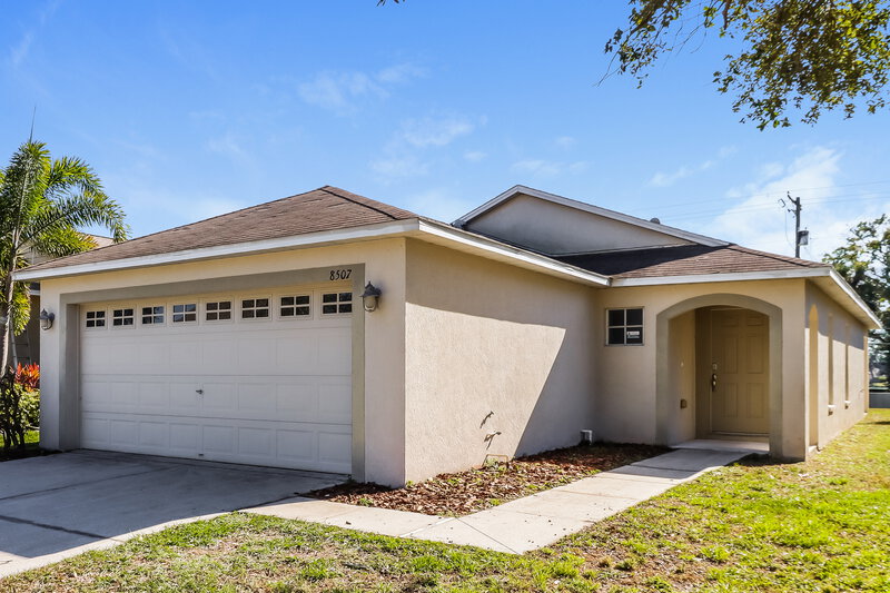 3,200/Mo, 8507 Deer Chase Dr Riverview, FL 33578 Front View